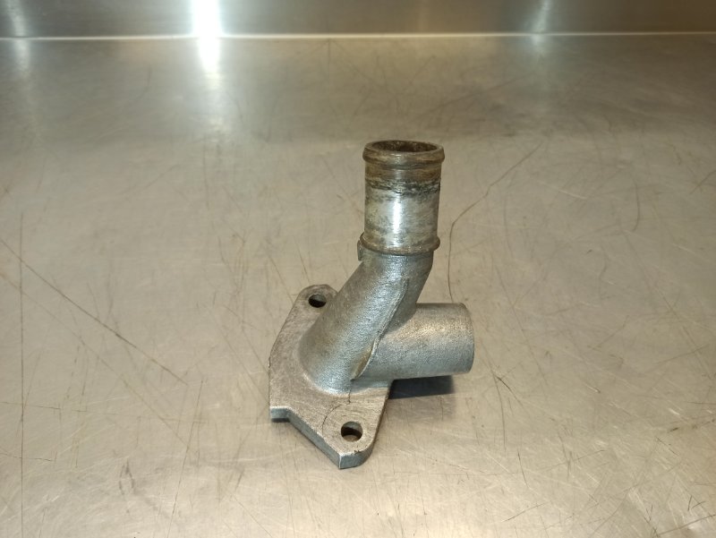 фланец системы охлаждения, 400 рублей, Екатеринбург