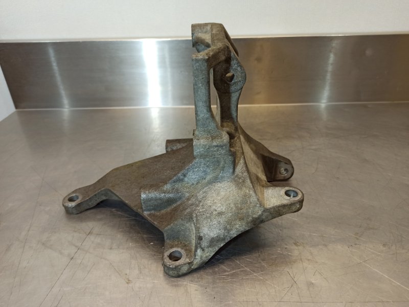 кронштейн компрессора кондиционера, 400 рублей, Екатеринбург