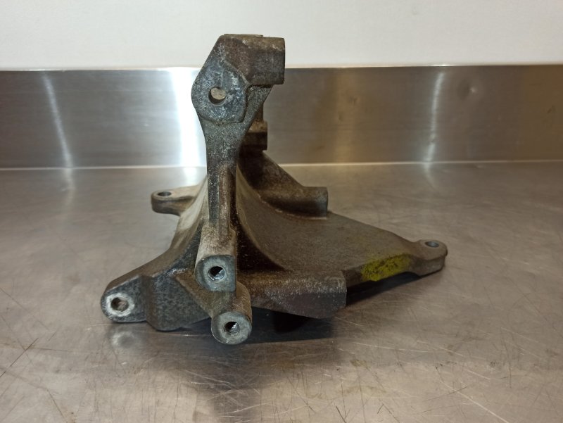 кронштейн компрессора кондиционера, 400 рублей, Екатеринбург