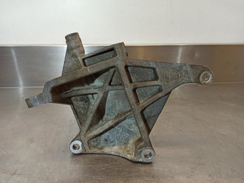 кронштейн компрессора кондиционера, 400 рублей, Екатеринбург