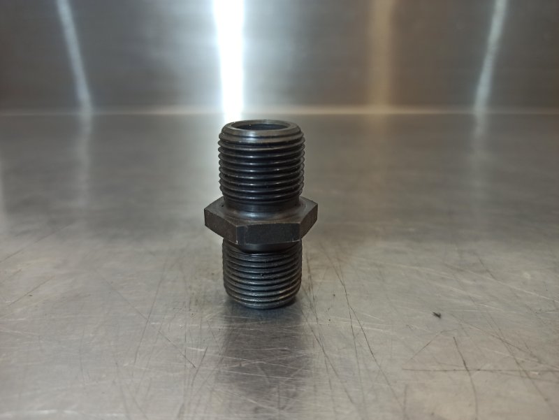 Болт крепления масляного фильтра, 700 рублей, Екатеринбург