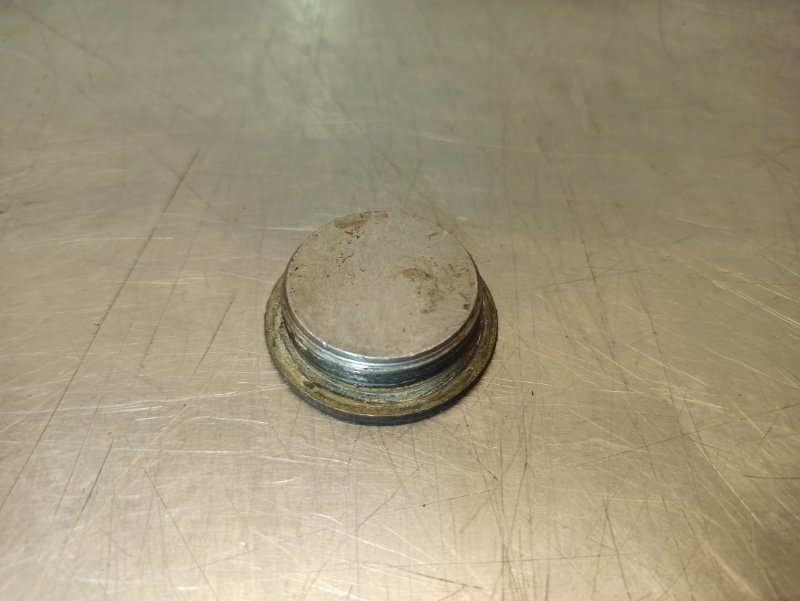 Заглушка блока цилиндров, 500 рублей, Екатеринбург