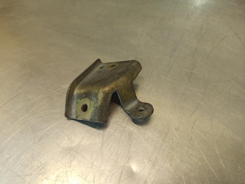 кронштейн, 400 рублей, Екатеринбург