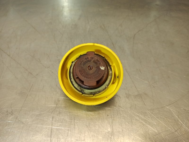 Крышка маслозаливной горловины, 700 рублей, Екатеринбург