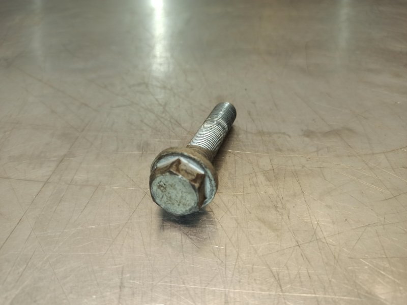 болт коленвала, 400 рублей, Екатеринбург