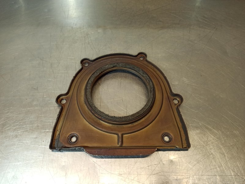 крышка двигателя, 400 рублей, Екатеринбург