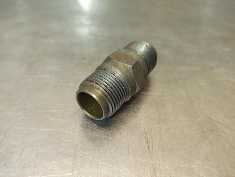 Болт крепления масляного фильтра, 500 рублей, Екатеринбург