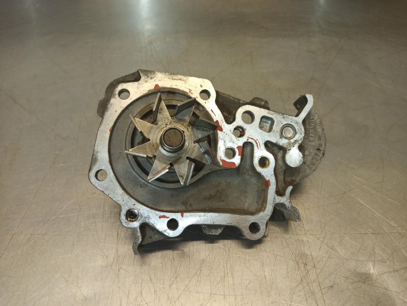 помпа, 700 рублей, Екатеринбург