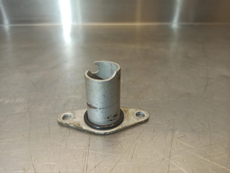 Опорная втулка вала коромысел, 500 рублей, Екатеринбург