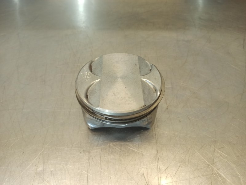 поршень, 700 рублей, Екатеринбург