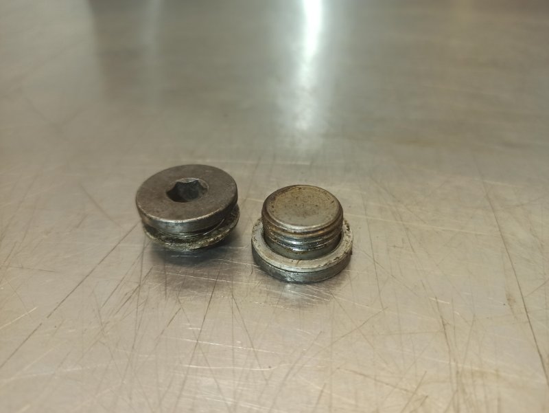 Резьбовая пробка, 400 рублей, Екатеринбург