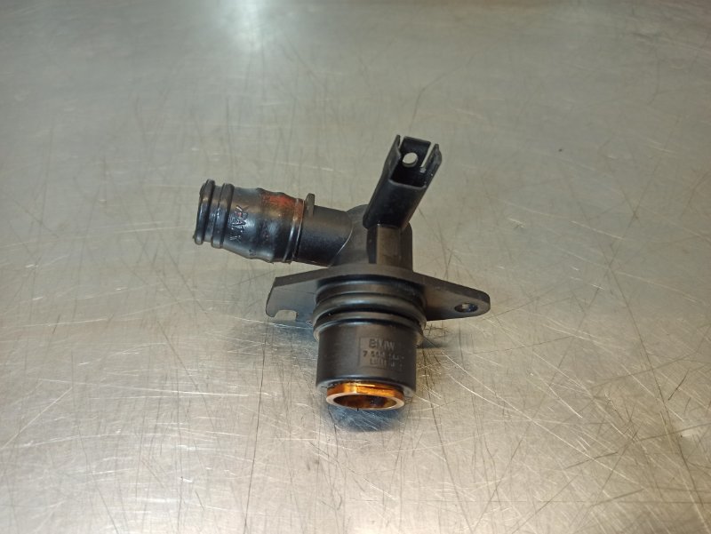 клапан вентиляции картерных газов, 800 рублей, Екатеринбург