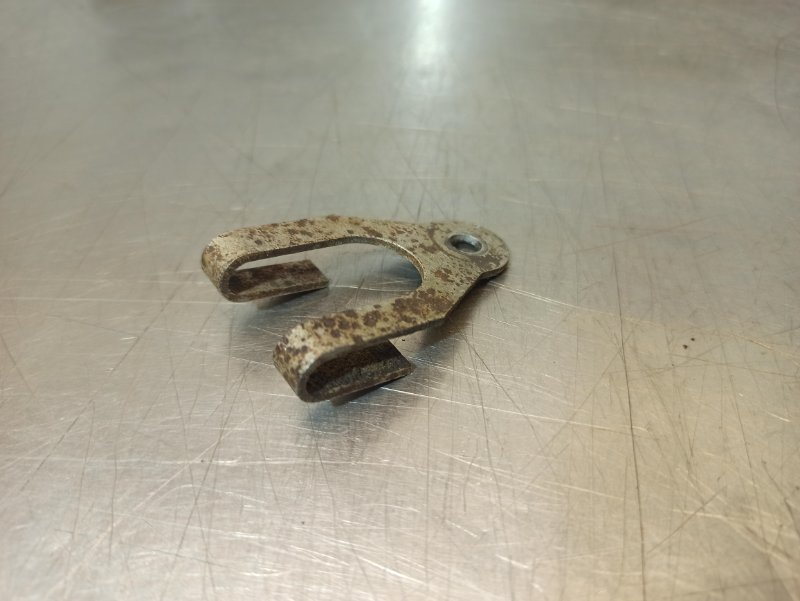 Крепёжная пластина клапана фазорегулятора, 400 рублей, Екатеринбург