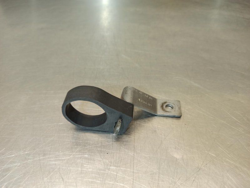 кронштейн клапана вентиляции, 400 рублей, Екатеринбург