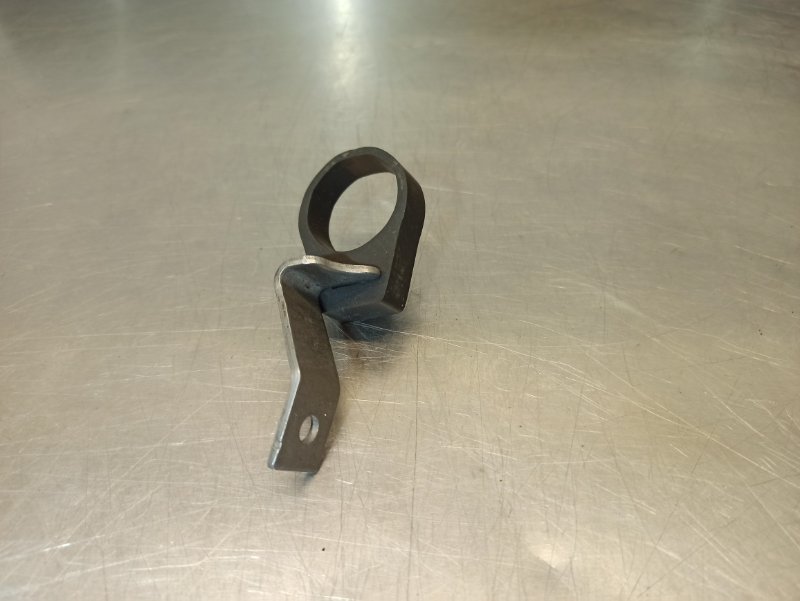 кронштейн клапана вентиляции, 400 рублей, Екатеринбург