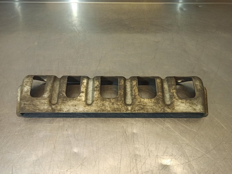 кронштейн впускного коллектора, 400 рублей, Екатеринбург