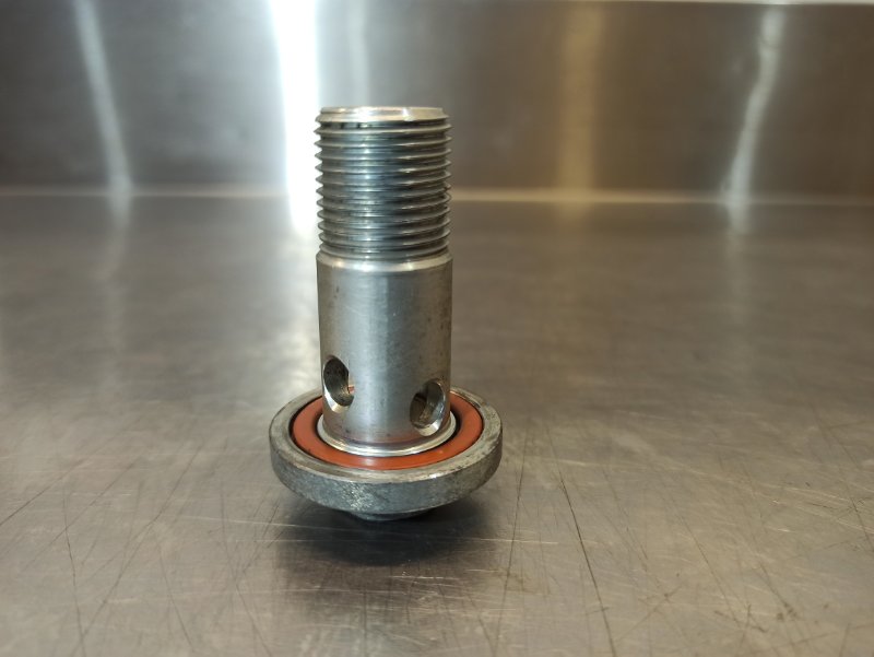 Болт масляного радиатора, 700 рублей, Екатеринбург