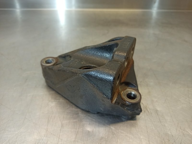 кронштейн опоры двигателя, 400 рублей, Екатеринбург