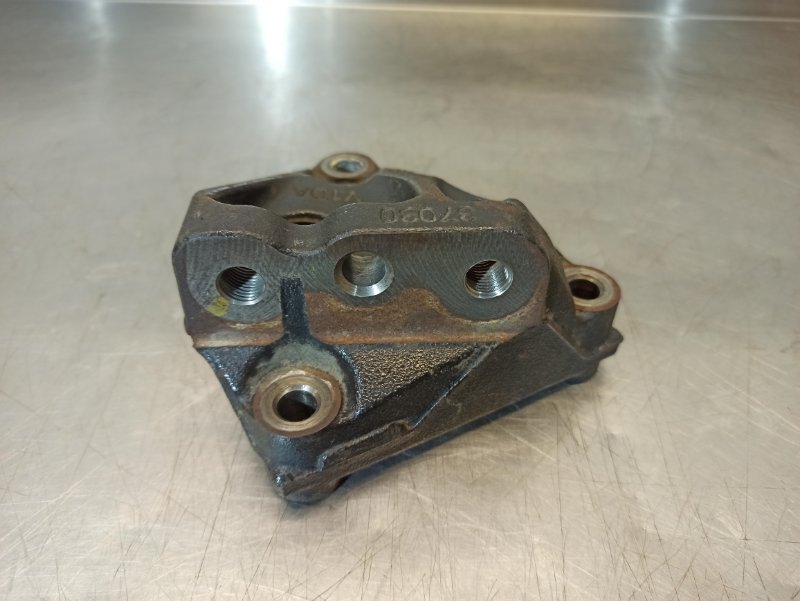 кронштейн опоры двигателя, 400 рублей, Екатеринбург