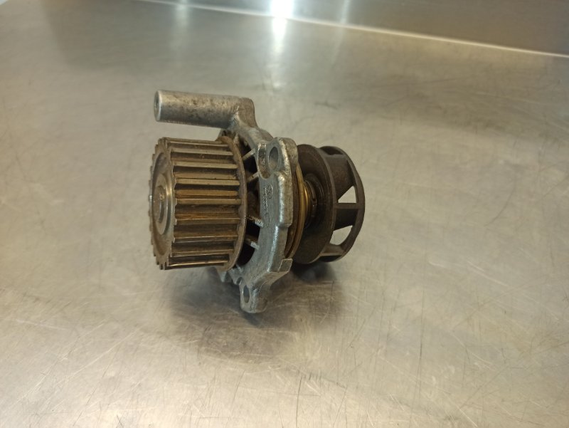 помпа, 700 рублей, Екатеринбург