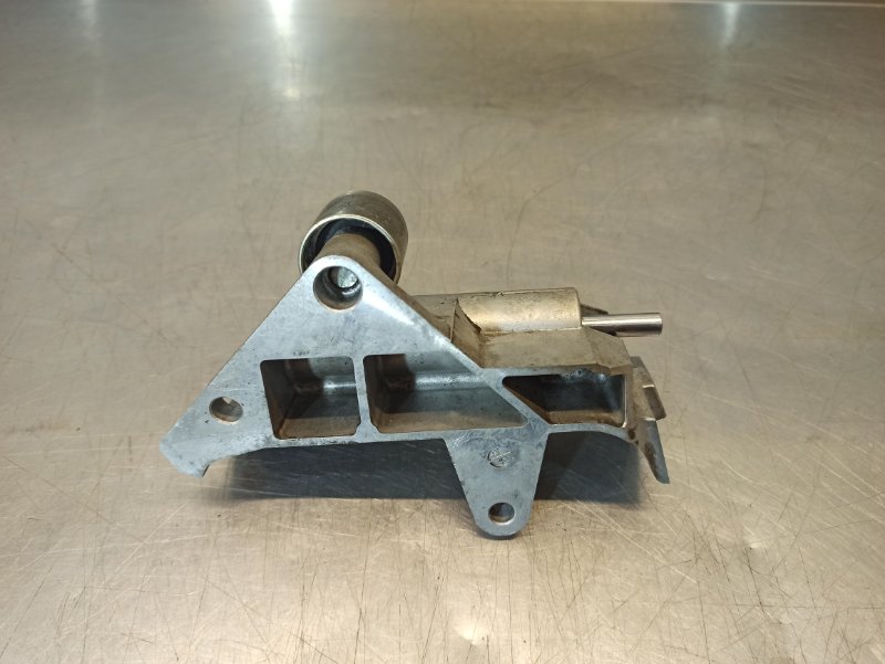 натяжитель ремня, 800 рублей, Екатеринбург