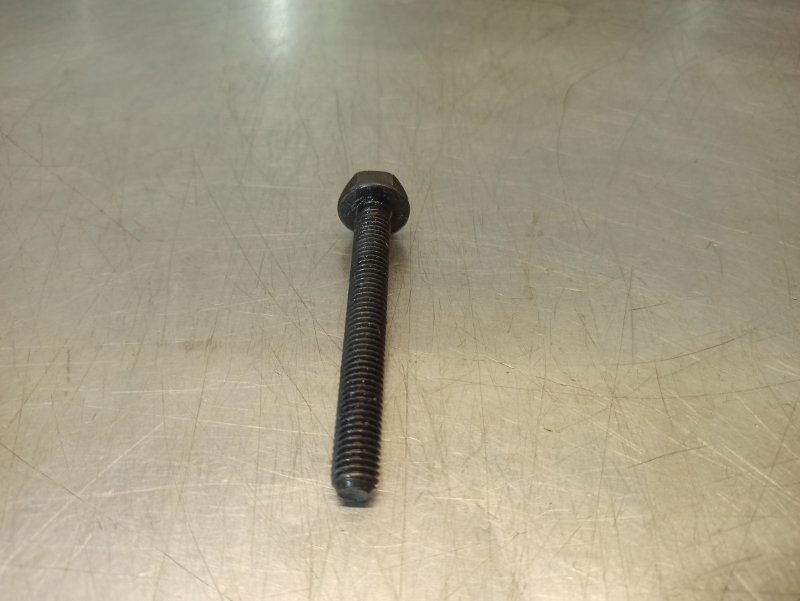 Болт крышки коренного подшипника, 300 рублей, Екатеринбург