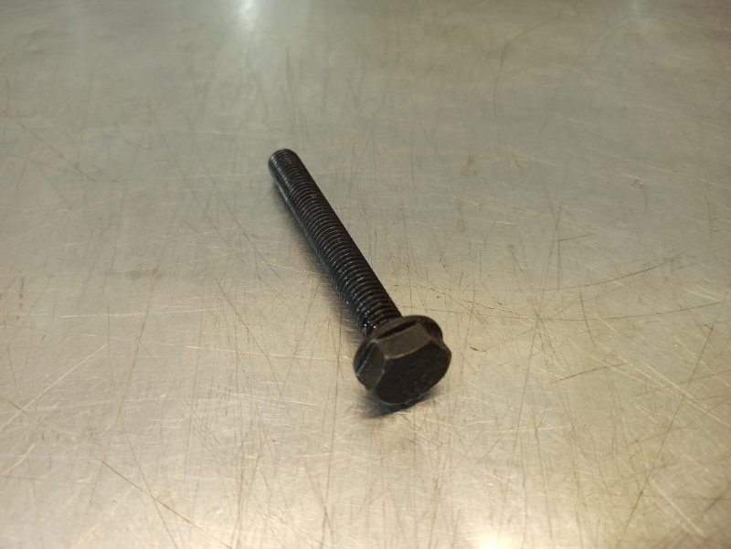 Болт крышки коренного подшипника, 300 рублей, Екатеринбург