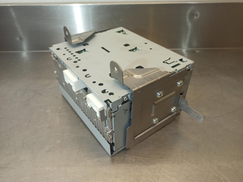 Магнитола, 2000 рублей, Екатеринбург