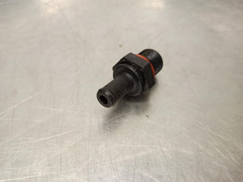 клапан вентиляции картерных газов, 600 рублей, Екатеринбург