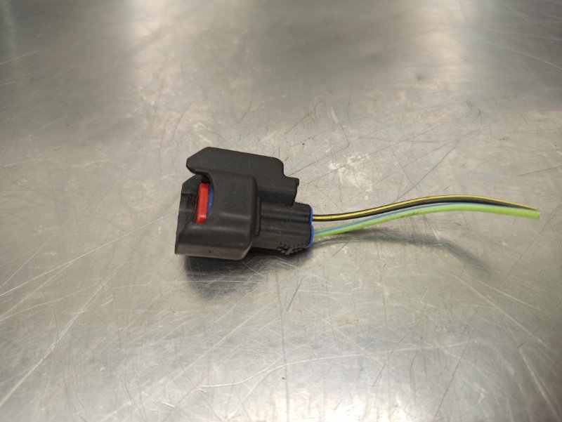 Разъём топливной форсунки, 500 рублей, Екатеринбург