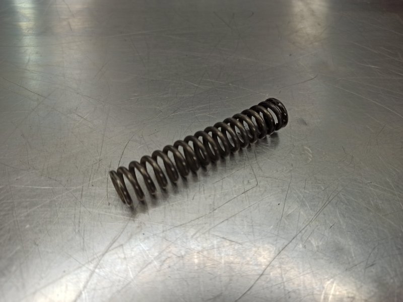 Пружина клапана масляного насоса, 500 рублей, Екатеринбург