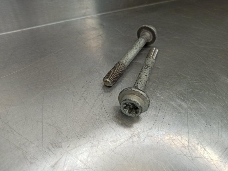 болт распредвала, 400 рублей, Екатеринбург