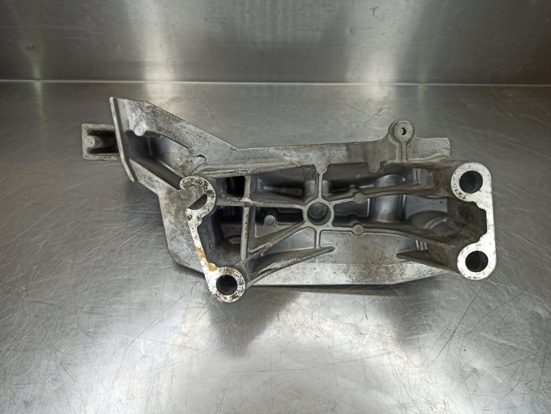 кронштейн опоры двигателя, 400 рублей, Екатеринбург