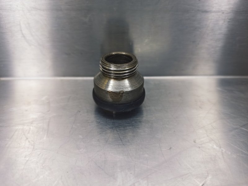 Болт масляного фильтра, 400 рублей, Екатеринбург