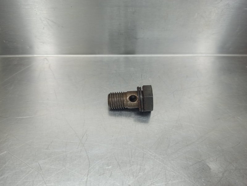 болт масляной трубки, 400 рублей, Екатеринбург