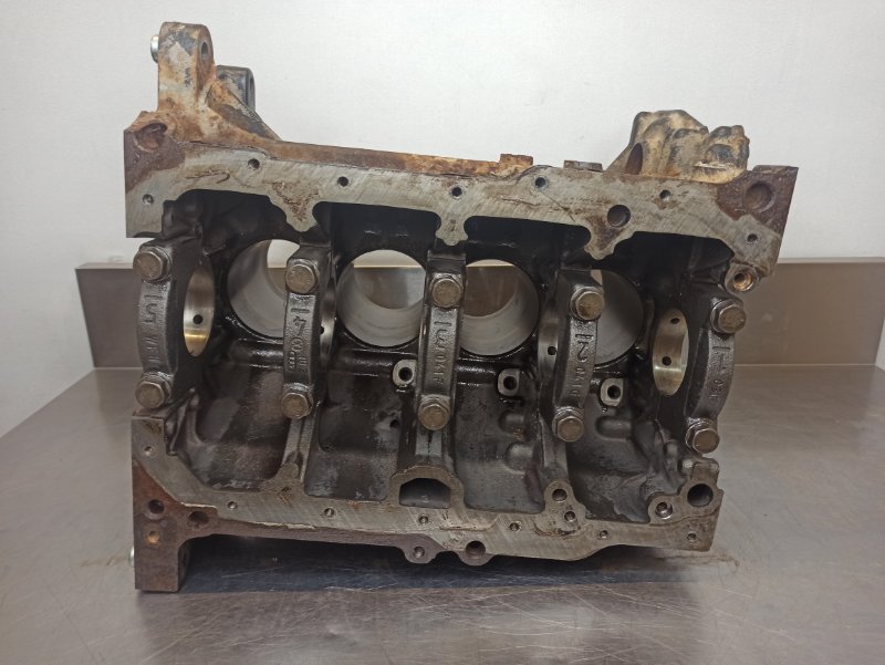 Блок цилиндров, 6500 рублей, Екатеринбург