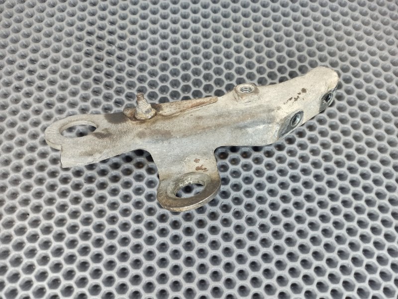 кронштейн гбц, 400 рублей, Екатеринбург