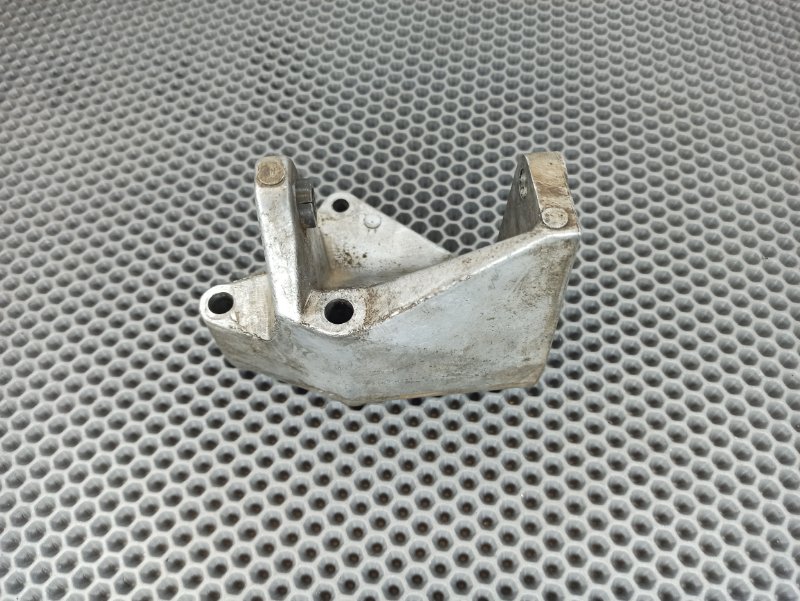 кронштейн насоса ГУР, 400 рублей, Екатеринбург