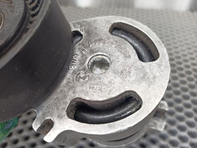 натяжитель ремня, 2000 рублей, Екатеринбург