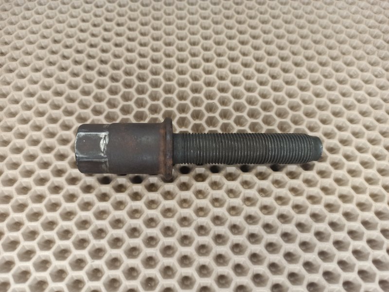 болт коленвала, 800 рублей, Екатеринбург