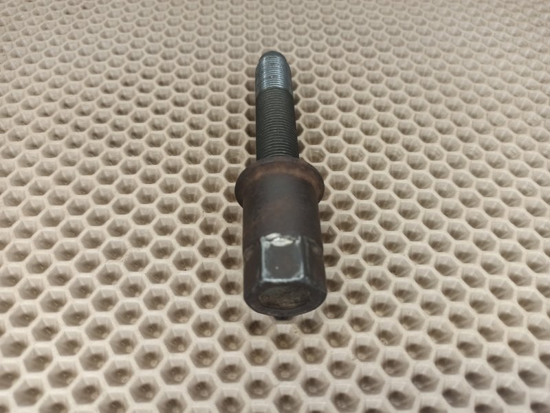 болт коленвала, 800 рублей, Екатеринбург