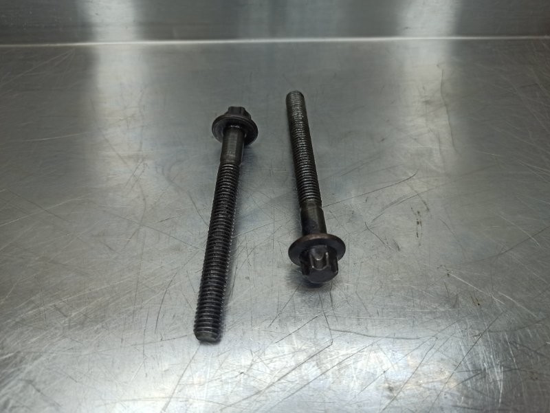 Болт крышки коренного подшипника, 300 рублей, Екатеринбург