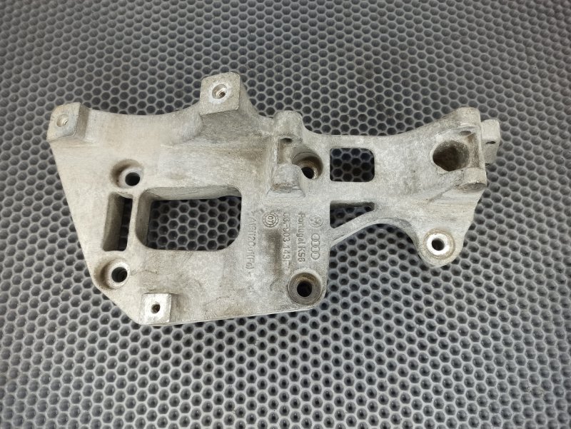 кронштейн генератора, 500 рублей, Екатеринбург