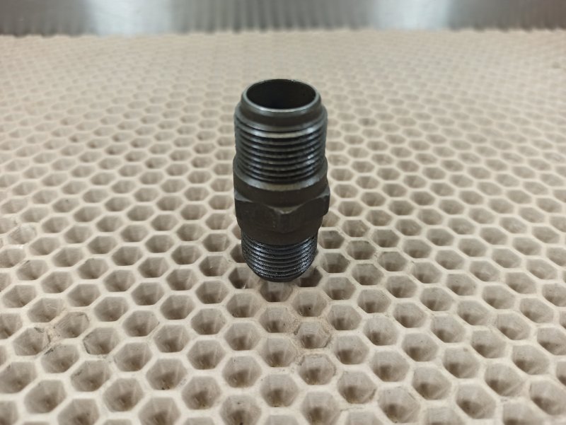 Болт крепления масляного фильтра, 500 рублей, Екатеринбург