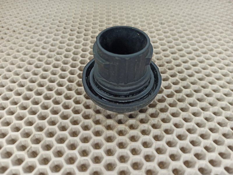 Крышка маслозаливной горловины, 700 рублей, Екатеринбург