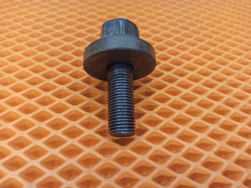 болт коленвала, 400 рублей, Екатеринбург