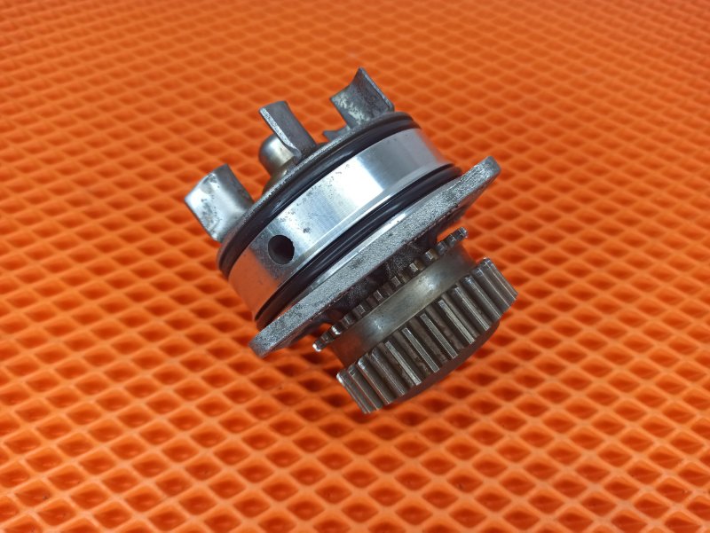 помпа, 600 рублей, Екатеринбург