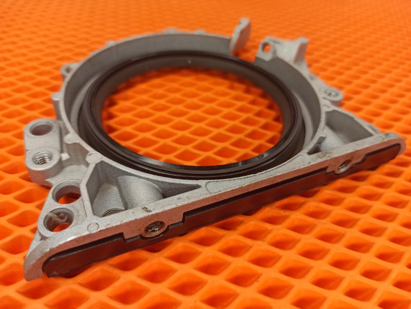 крышка коленвала, 500 рублей, Екатеринбург