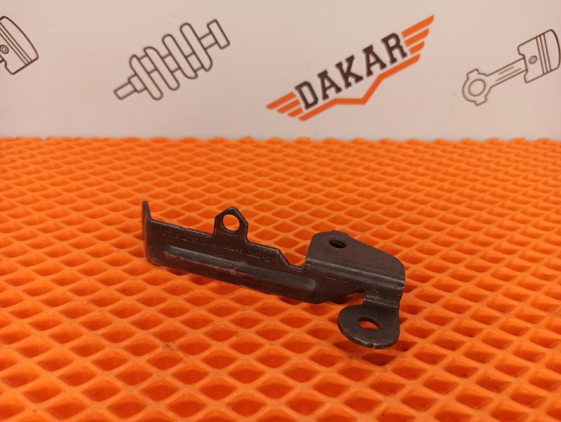 кронштейн, 400 рублей, Екатеринбург