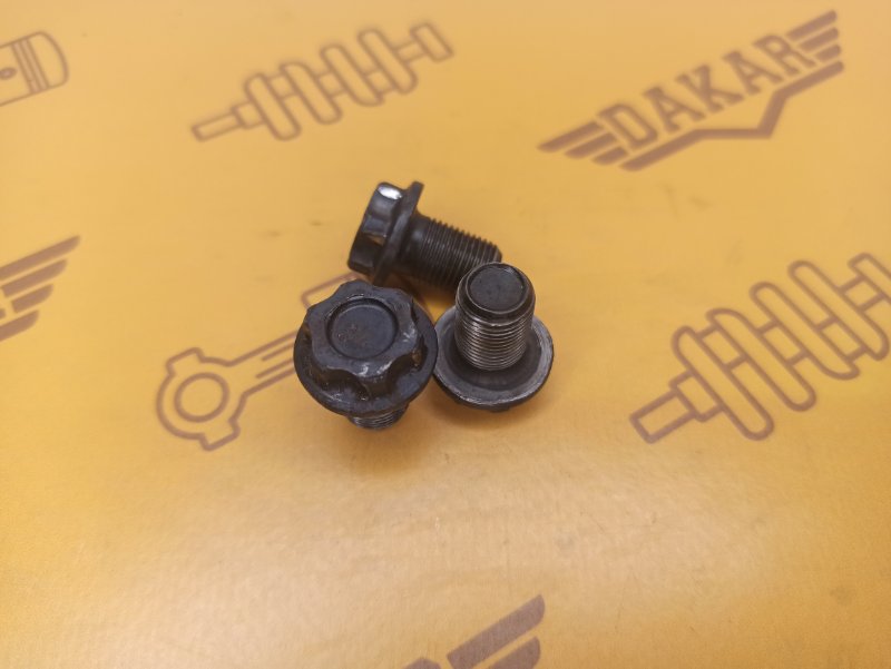 болт маховика, 300 рублей, Екатеринбург